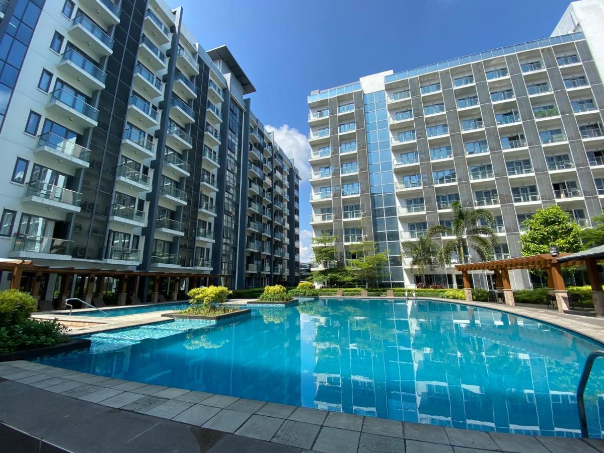 Cozyvilla At 81 Newport Blvd Walk To Naia T3 Marriott & Resorts World Casino & Newport Mall For 5 Pax Free Parking!!!! Pasay Buitenkant foto