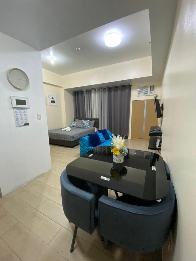 Cozyvilla At 81 Newport Blvd Walk To Naia T3 Marriott & Resorts World Casino & Newport Mall For 5 Pax Free Parking!!!! Pasay Buitenkant foto
