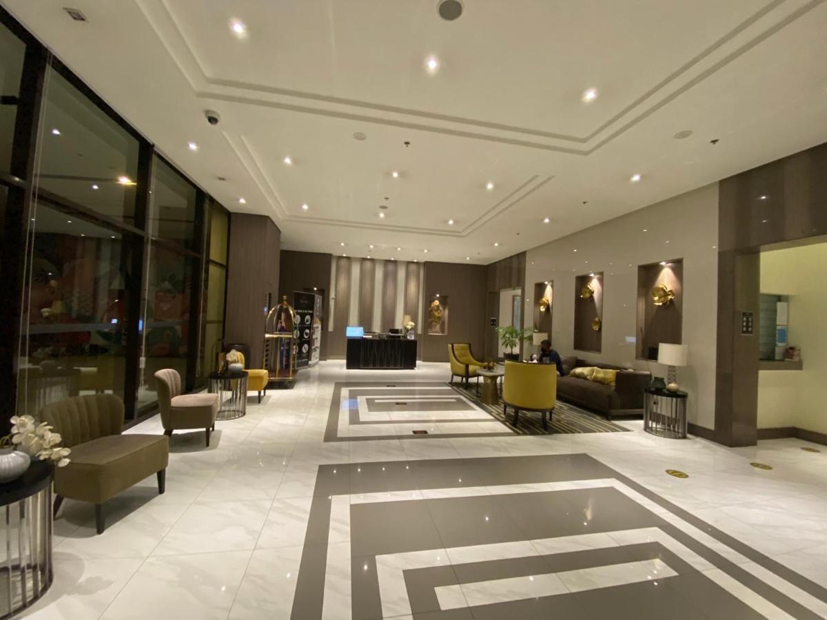 Cozyvilla At 81 Newport Blvd Walk To Naia T3 Marriott & Resorts World Casino & Newport Mall For 5 Pax Free Parking!!!! Pasay Buitenkant foto